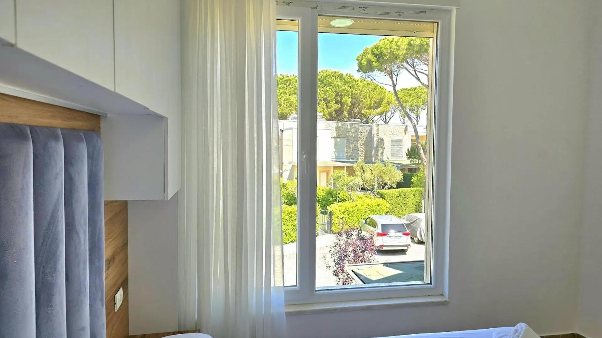 Holiday Home For Six Guests Plazhi San Pietro 0*,